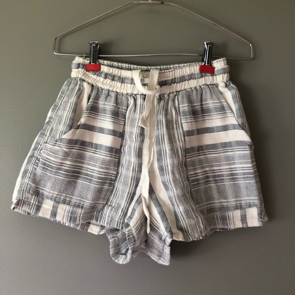 Boho Stripe Pattern Short